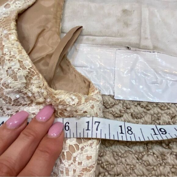 Vintage Cache Ivory Lace and Bead Mini Cocktail Dress Size 8 - Picture 16 of 16